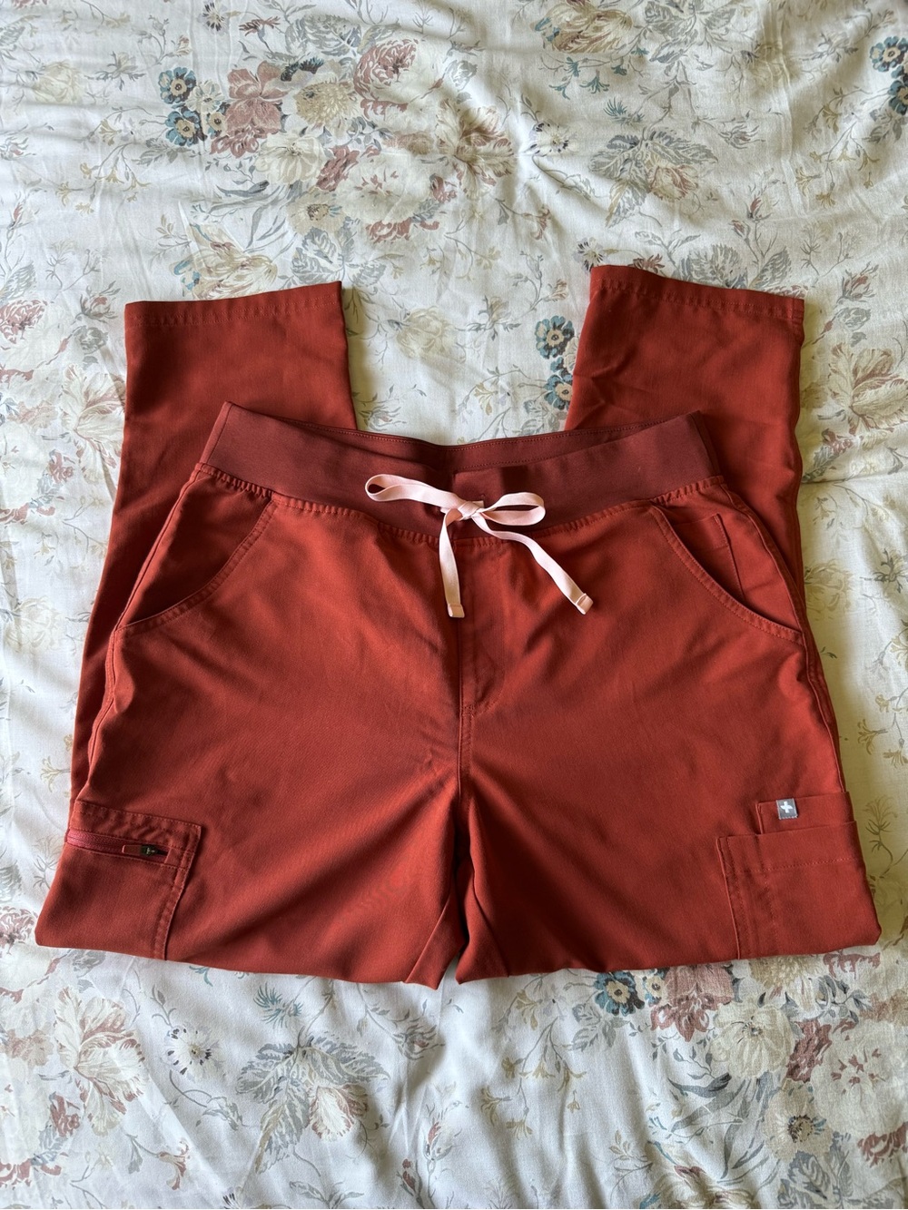 EUC FIGS Auburn High Waisted Yola size Large Petite